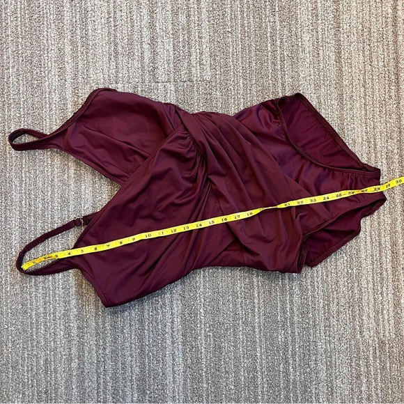 Miraclesuit Swimsuit Plum One Piece Faux Wrap 16 16DD - Picture 8 of 8